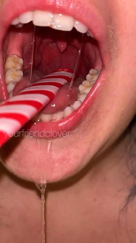 Close up on my watery little throat