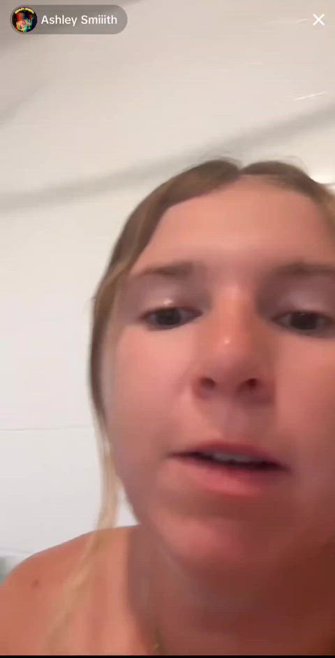 bath bathtub nipslip tiktok r/tiktits gif