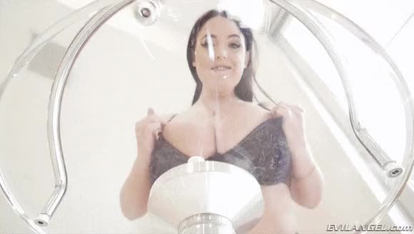 AngelaWhiteSquish