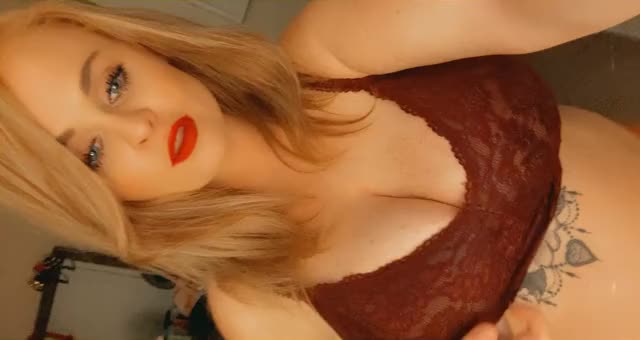 Saturday night titty drop {OC}