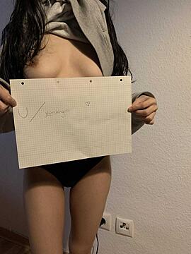 Veri[f]ication post! Hope everyone is having a good week &lt;3