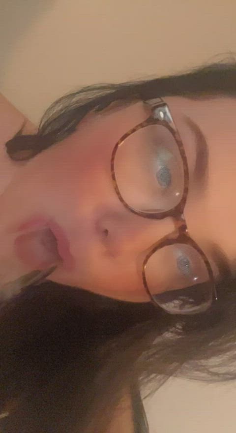 Big kinky girls turn you on? or to kinky?