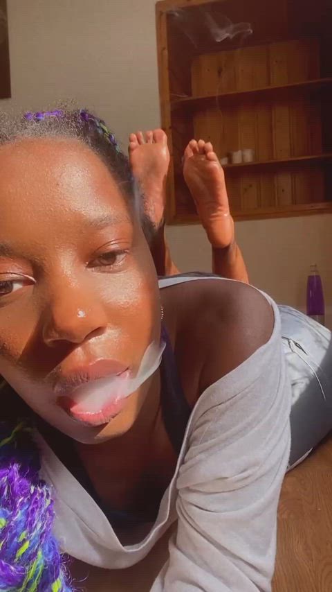 Soles like these deserve to be worshipped and spoiled 😈