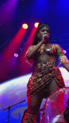 big ass brazilian celebrity ebony thick gif