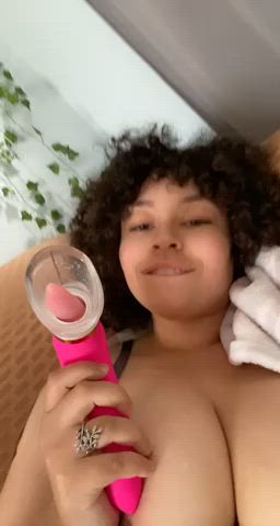 The taste test 👀 my pussy is sweet