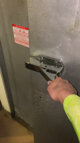 Ever got so horny at work that you went and did this in the walk in freezer ??