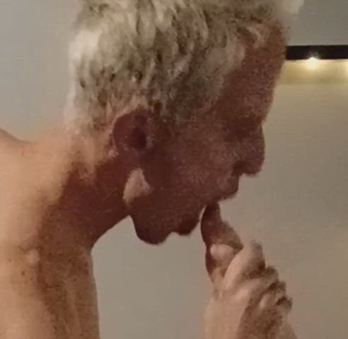 Nothing quite like having your toes sucked while getting thrusted with cock 🤪