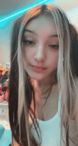 italian milf nsfw teen tiktok usa vr vibrator vintage gif