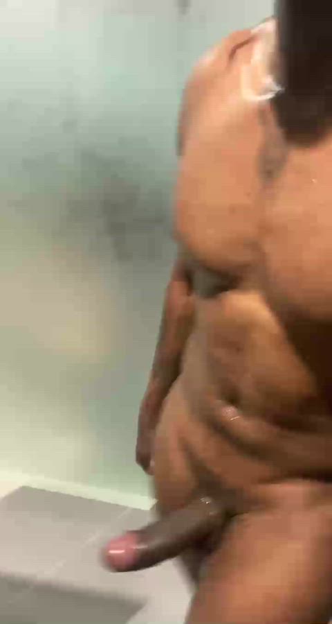 big dick cockflash exhibitionist flashing gay locker room public r/caughtpublic gif