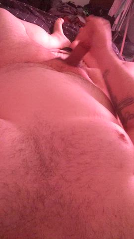 [33] Cumming over my dad bod