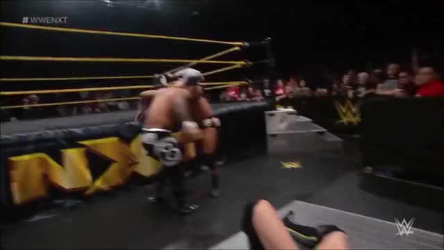 WWE Greatest Hits - RODERICK STRONG