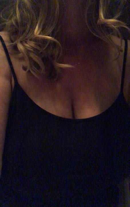 Titty drop time 😘