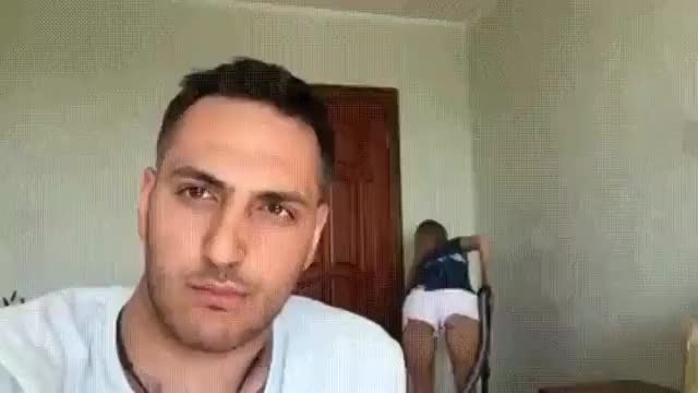  gif