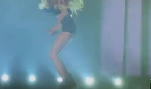 flat thai hooker loving the ground