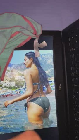Jerking to my cousin then finishing in her stolen underwear. Also rate my dick please