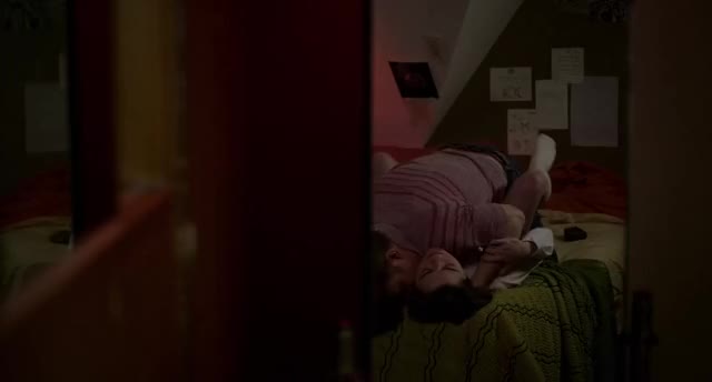 Maisie Williams sexy - The Falling (2014) Trim