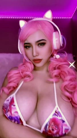 i had some help with my tittydrop today ;) (OC)