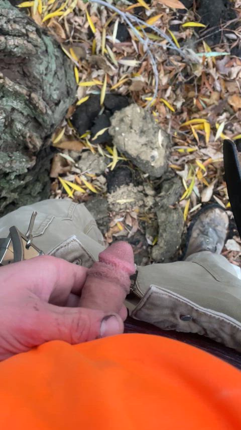 cruise cuckold gay outdoor pee peeing piss pissing gay-sluts gif
