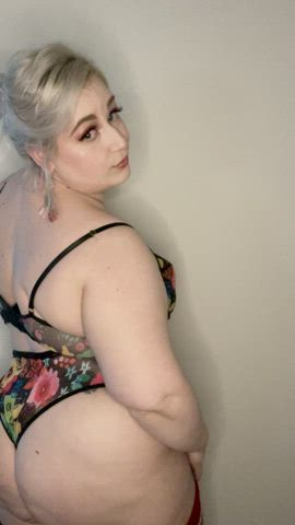 amateur ass bbw babe big ass blonde cute onlyfans thick gif