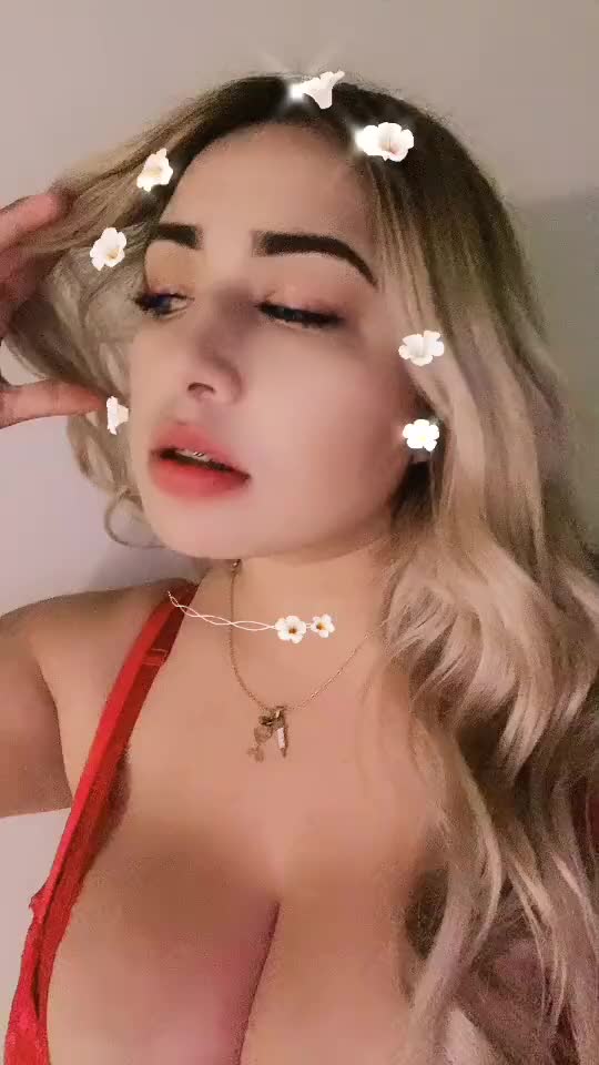 Tetas gigantes