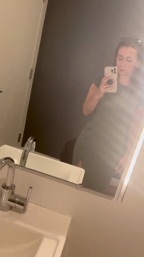 Flashing more and more lately 