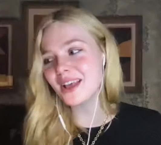 elle hulu