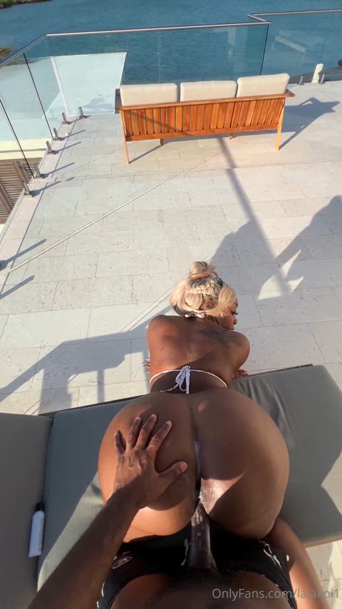 bbc backshots big ass booty doggystyle ebony ebony couple pov thick acoustic-backshots