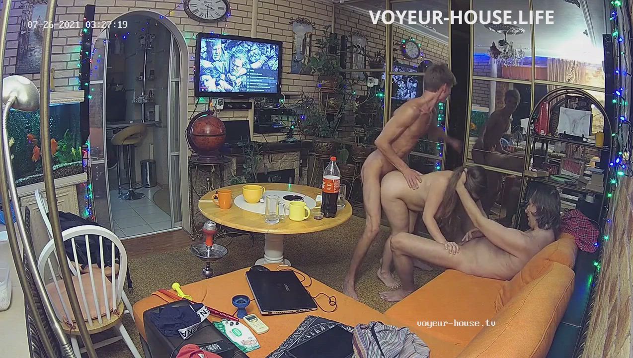 Elon guest couple hot threesome suck and fuk in Bedroom July 27 2021