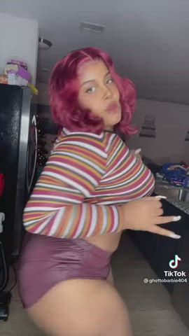 Ghetto Barbie (@ghettobarbie404)