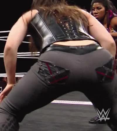 Nikki1