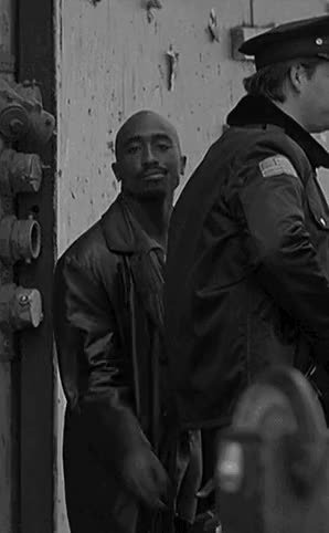Pac Gives Middle Finger To Onlookers