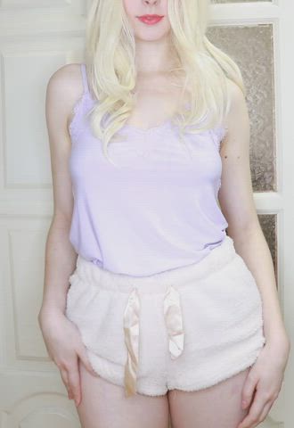 do you want to take off my shorts? ??
