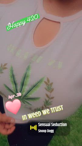 Happy 420!!! LET ME BLOW YOU AWAY!! 😈💨💨