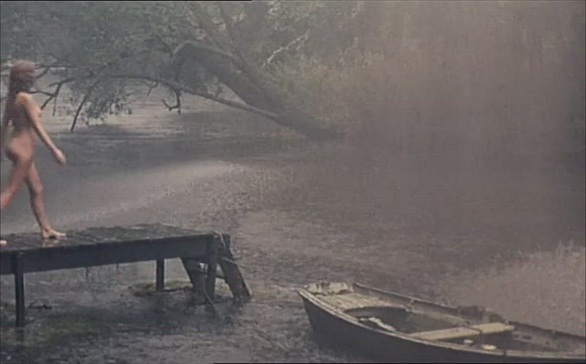 Sous la pluie (Muriel Català - Faustine et le bel été (FR1972)) (2/2)