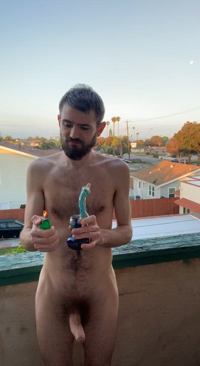 Good morning wood bro, time to wake n bake ? ?❤️‍?