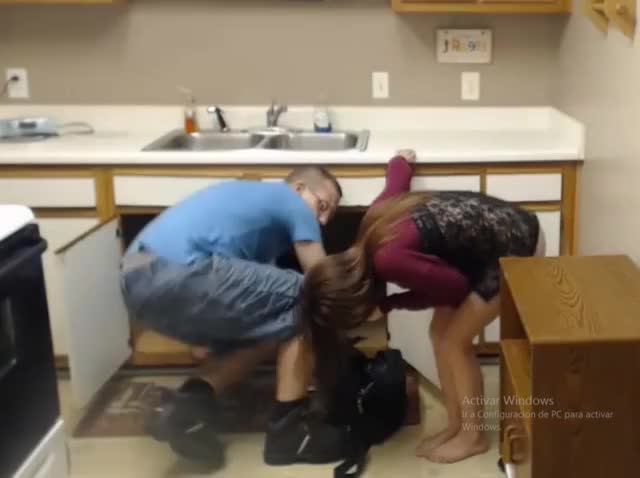 girl seducing plumber