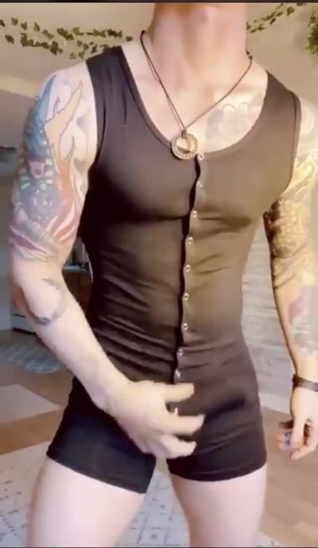 (OC) I wonder if you can feel my bulge through my wrestling singlet?