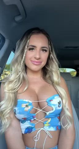 I hope your weekend is as awesome as my tits 🤪