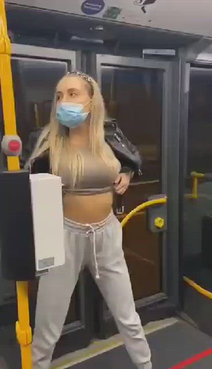 Flashing Girlfriend Public gif
