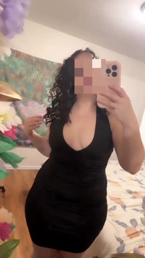 amateur tits undressing gif