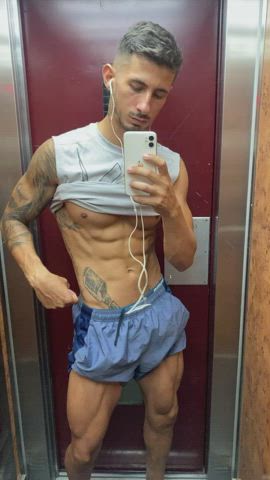 How tight do you like your abs?