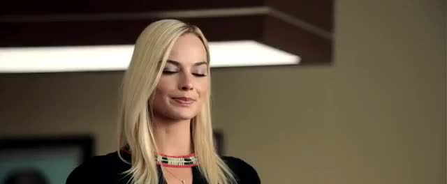 bombshell margot robbie dress scene