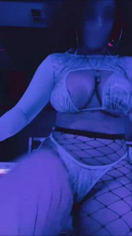 brunette club latina gif