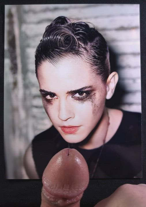 Celebrity Cum Cumshot Emma Watson Facial Tribute gif