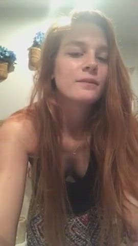 Hot girl flashing pierced nipples in the bathroom + full vid in the comments