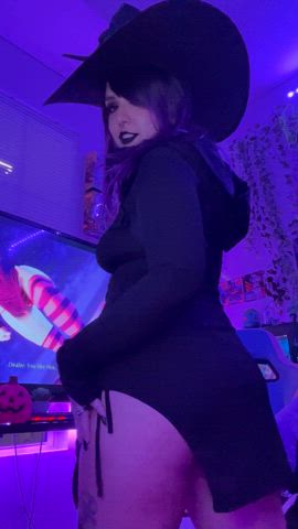 You know I’ll have you under my spell