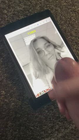 Cum tributing right now! I will cock tribute everyone and cum tribute the best ones.