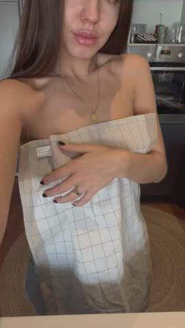 big tits huge tits milf masturbating mature onlyfans thick tits white girl gif