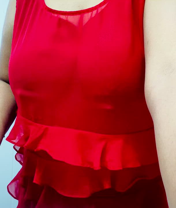 I love taking videos of my tits!