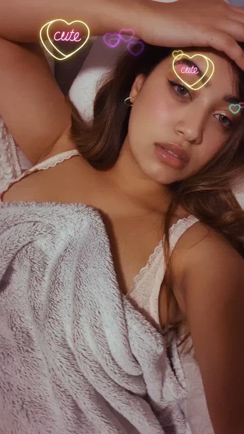 amateur boobs bra hotwife indian gif